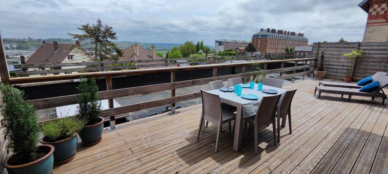 Escale Dieppe Gambetta - Appart Et Studios 2-6 Personnes Vue Ville Et Mer Dış mekan fotoğraf